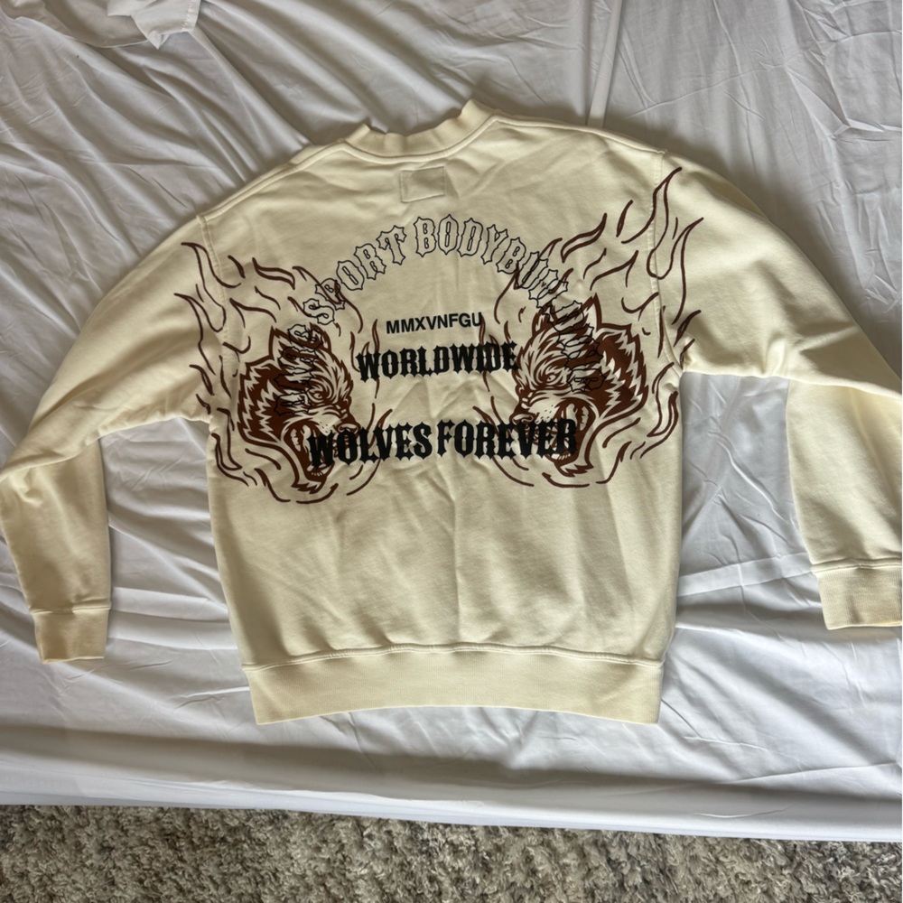 Darc Sport: white crewneck, size small